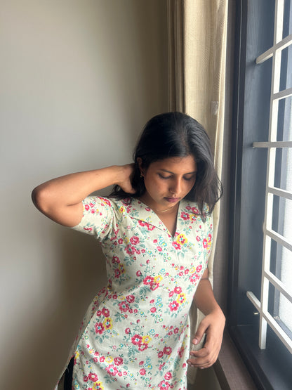 Rose Bloom Kurti